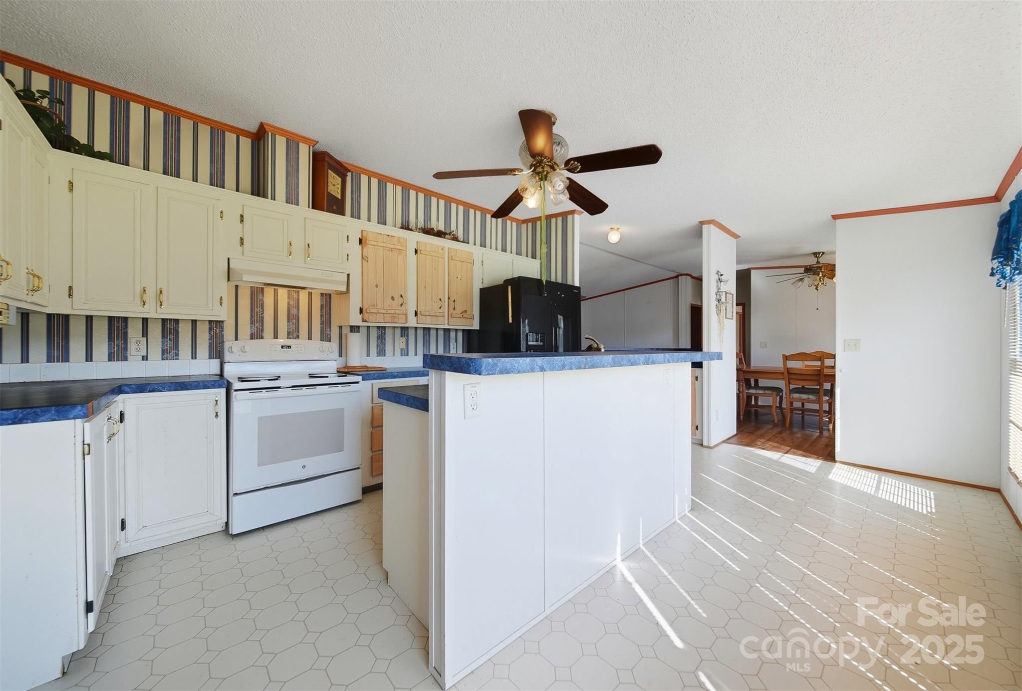 2004 Stamey Road Hudson, NC 28638 - Photo 11 of 30 Gallery Image 11