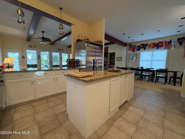 $895,000 | 107 South Main Street, Bath, NC 27808