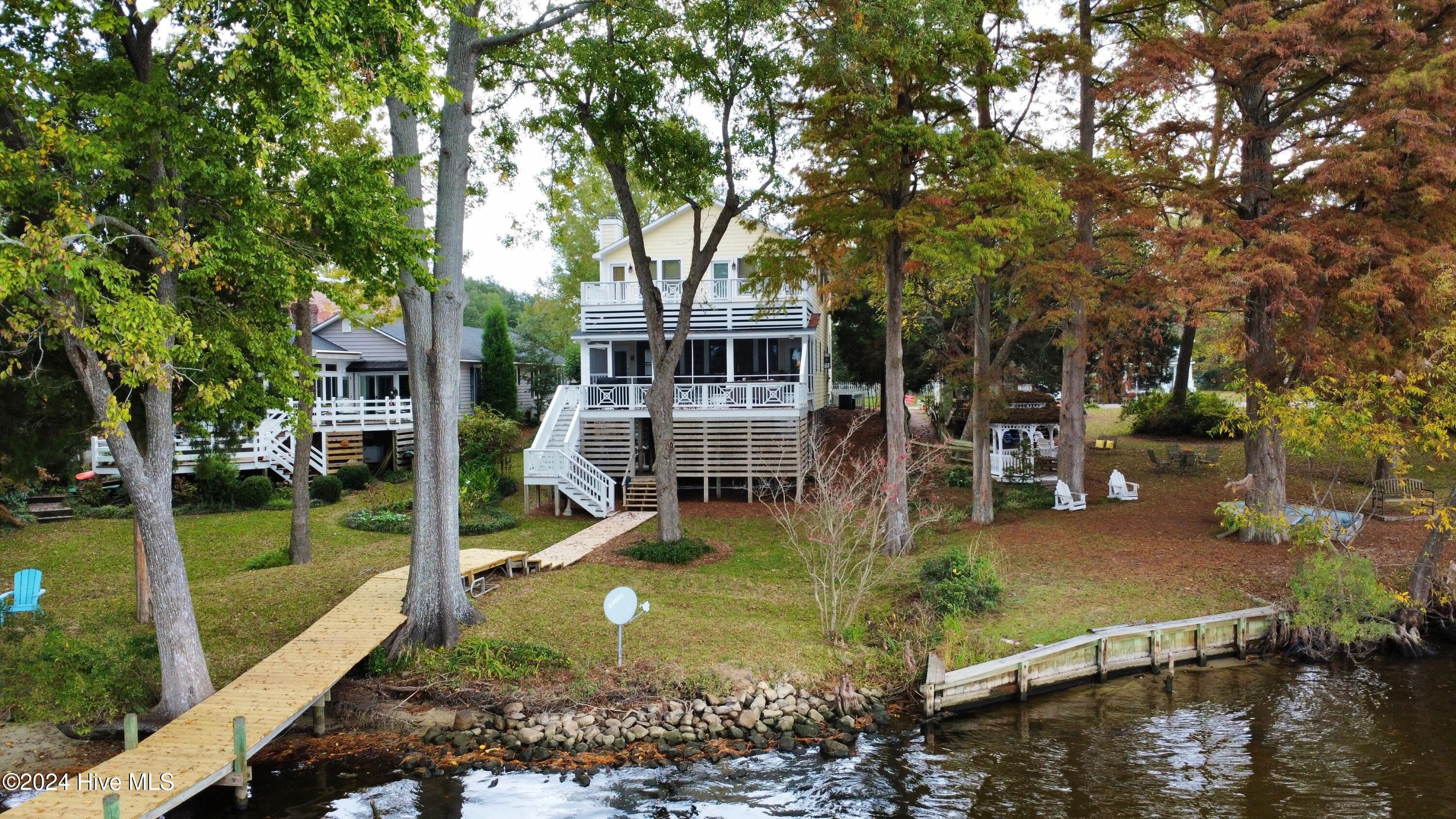 107 South Main Street Bath, NC 27808 - Photo 5 of 51 dji_fly_20241108_104832_220_173108092500