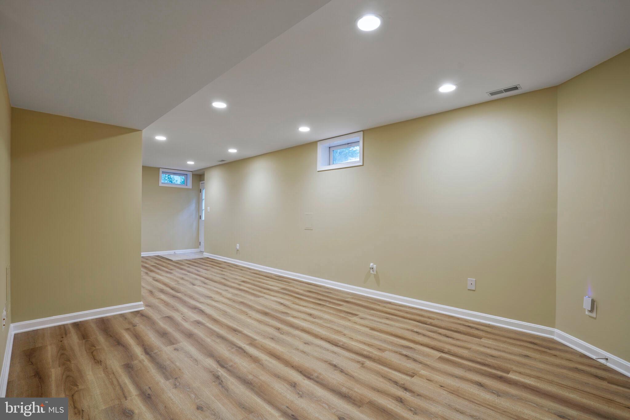 4578 Kieland Ridge Road Fairfax, VA 22030 - Photo 37 of 59 Gallery Image 37