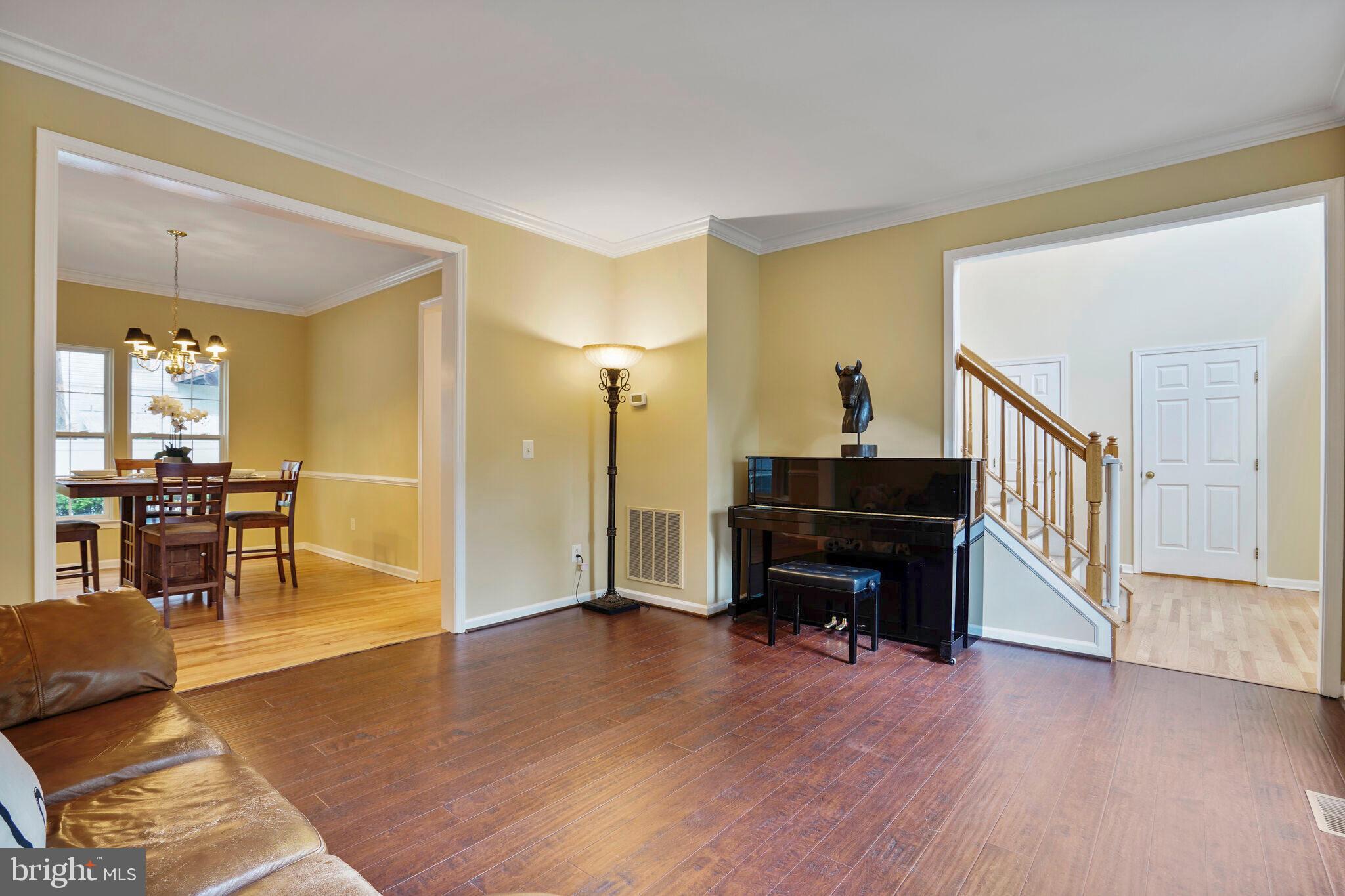4578 Kieland Ridge Road Fairfax, VA 22030 - Photo 6 of 59 Gallery Image 6