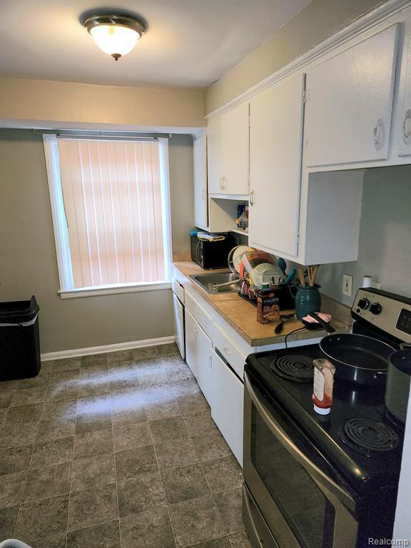 18456 Edinborough Road Detroit, MI 48219 - Photo 4 of 12 GetMedia