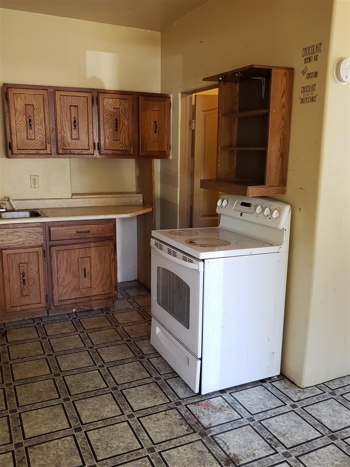 516 South Ray Street Spokane, WA 99202 - Photo 6 of 7 Gallery Image 6