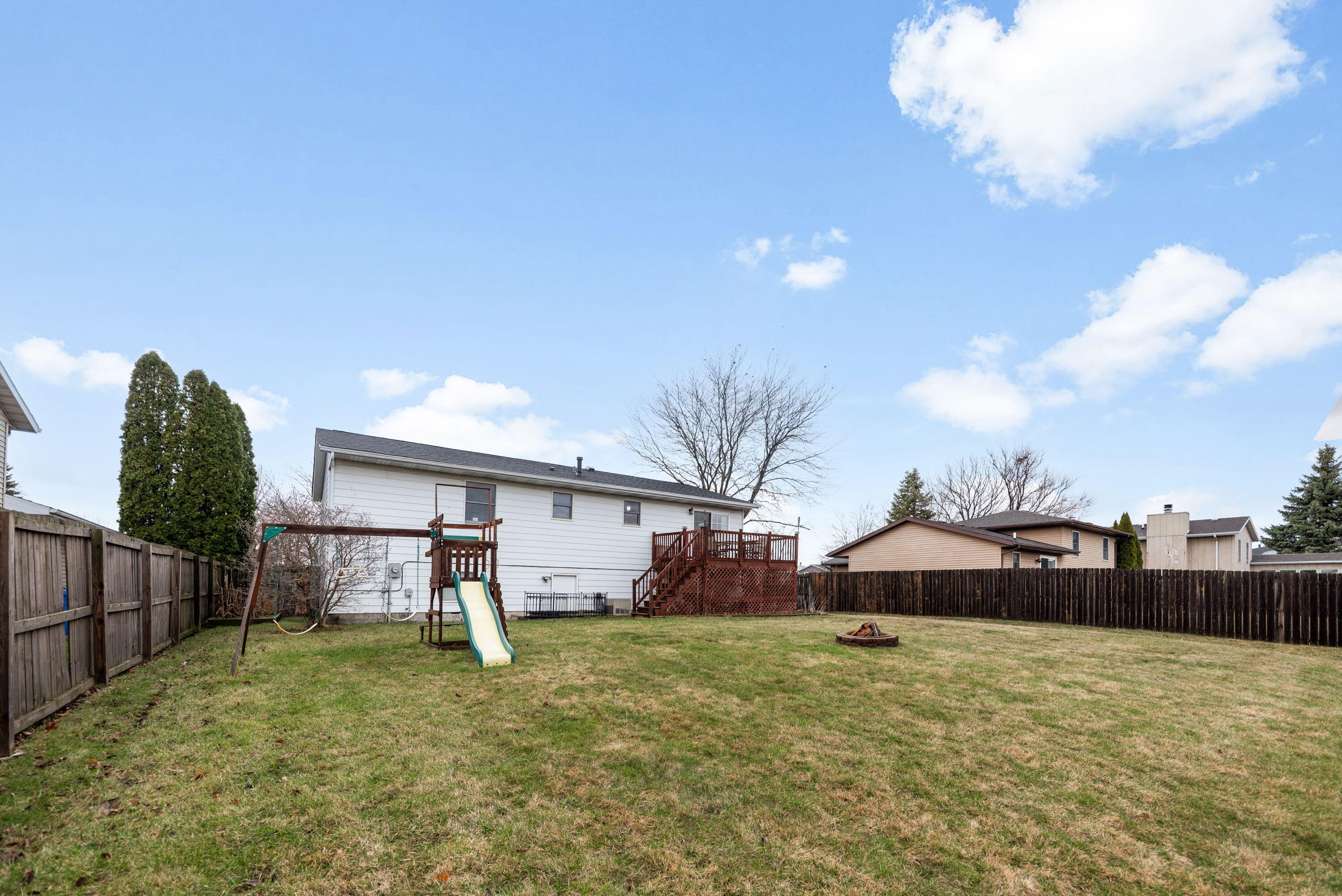 9707 Harrison Street Crown Point, IN 46307 - Photo 17 of 17 2996x2000