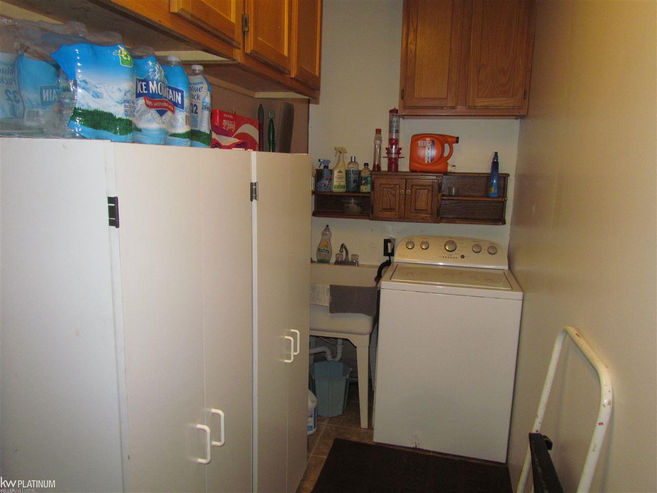 47836 Ryan Road Utica, MI 48317 - Photo 22 of 28