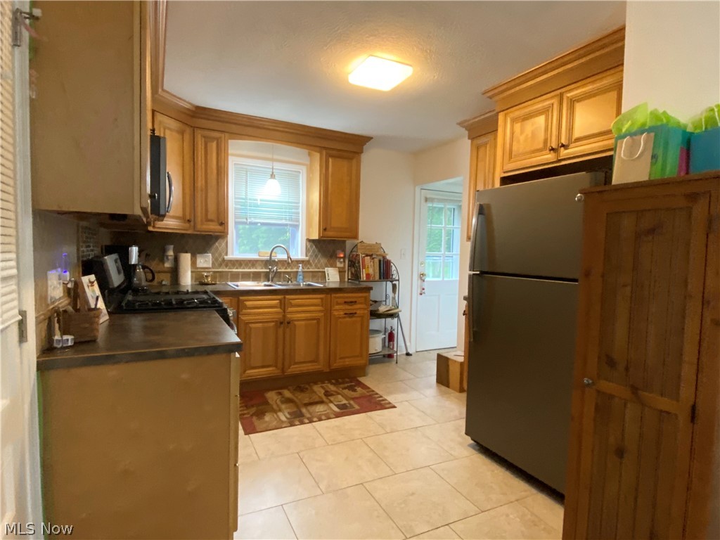 300 West Nimisila Road New Franklin, OH 44319 - Photo 9 of 28