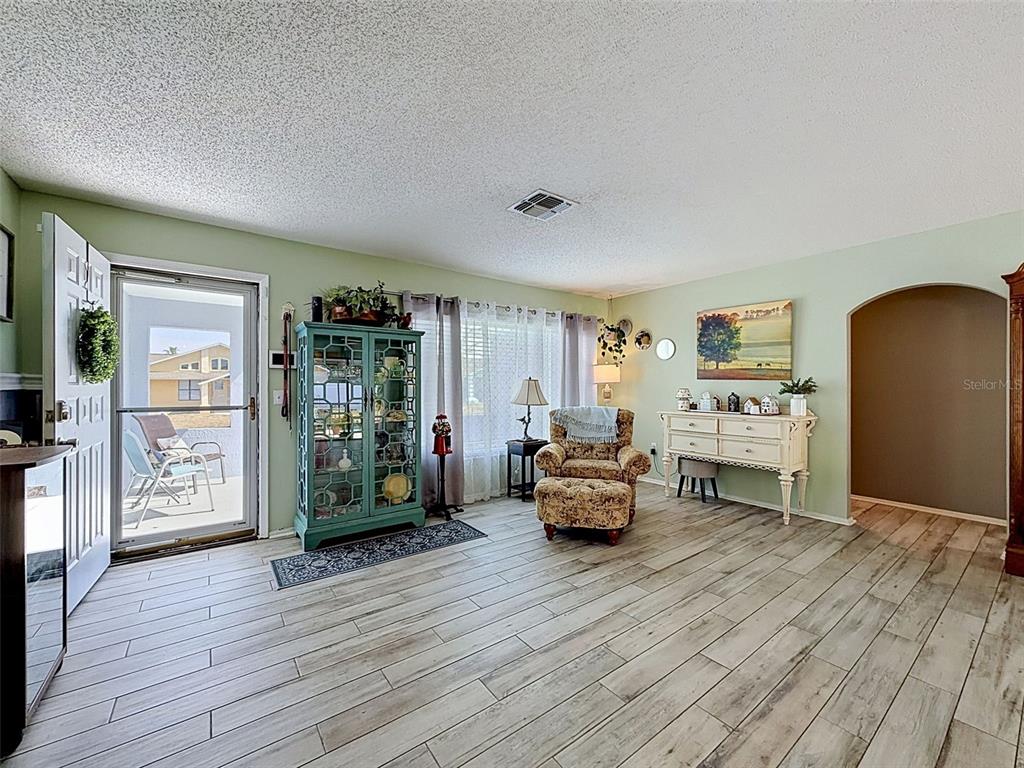 7810 Vienna Lane Port Richey, FL 34668 - Photo 9 of 66 Gallery Image 9