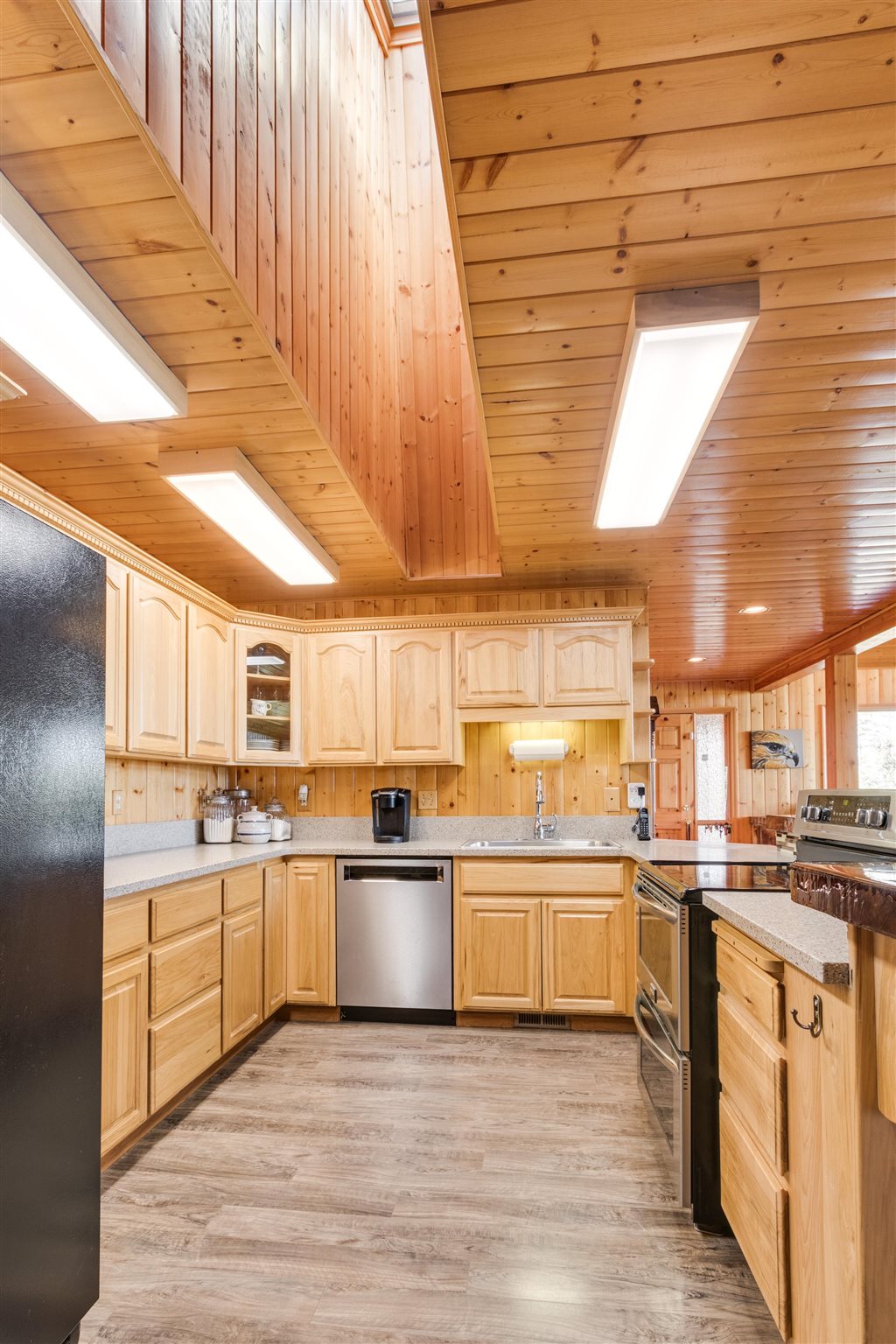 4049 Hesseltine Road Springdale, WA 99173 - Photo 13 of 42