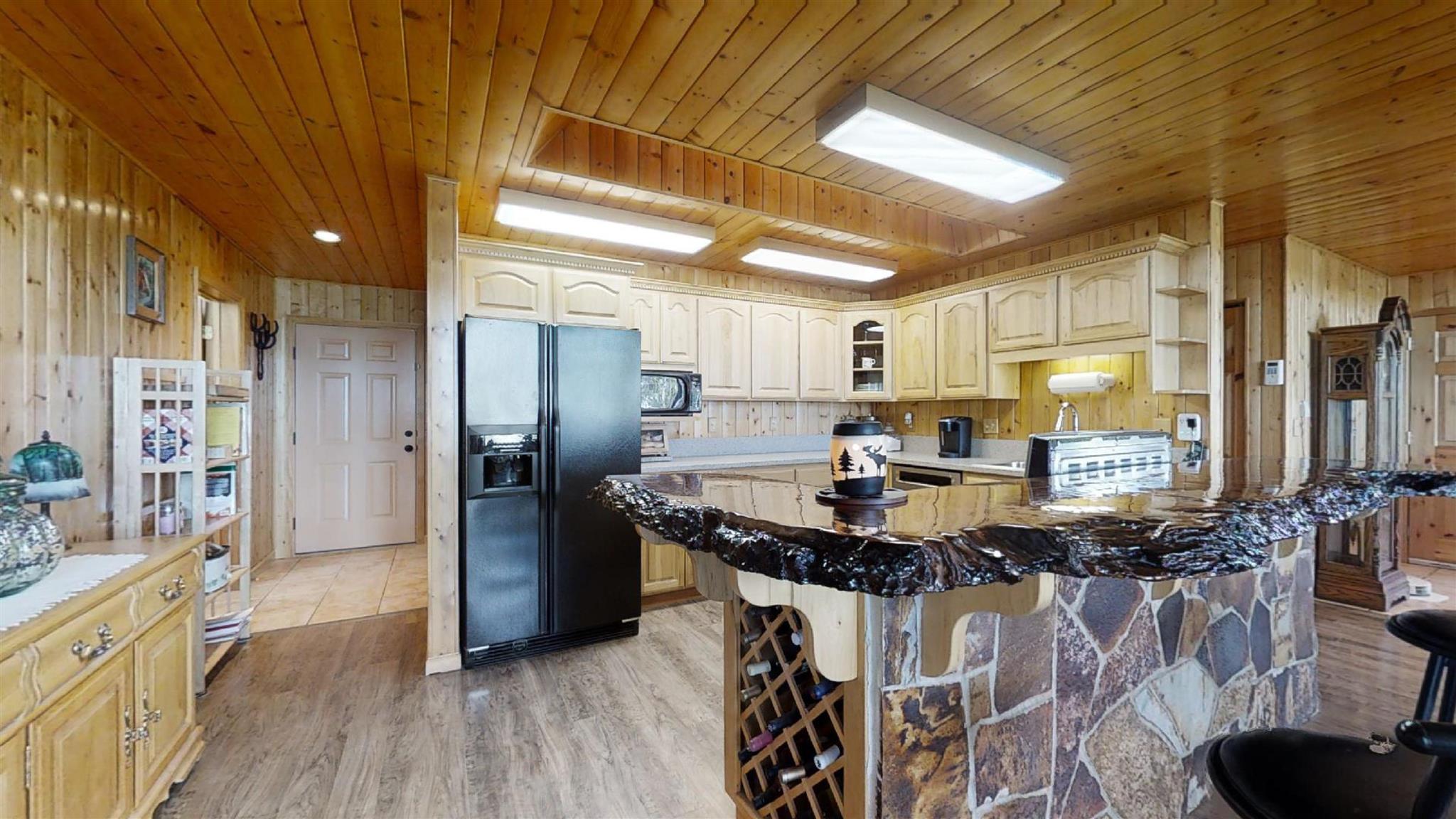 4049 Hesseltine Road Springdale, WA 99173 - Photo 14 of 42