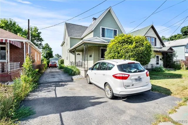 $224,900 | 2279 Broadway, Cheektowaga, NY 14212