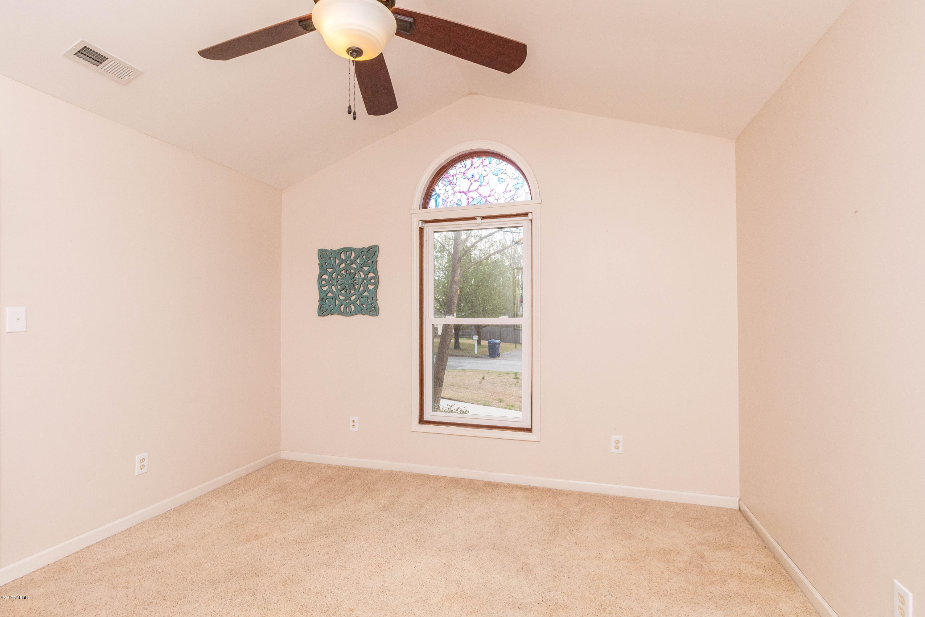 135 Raintree Circle Jacksonville, NC 28540 - Photo 16 of 30 IMG_9758