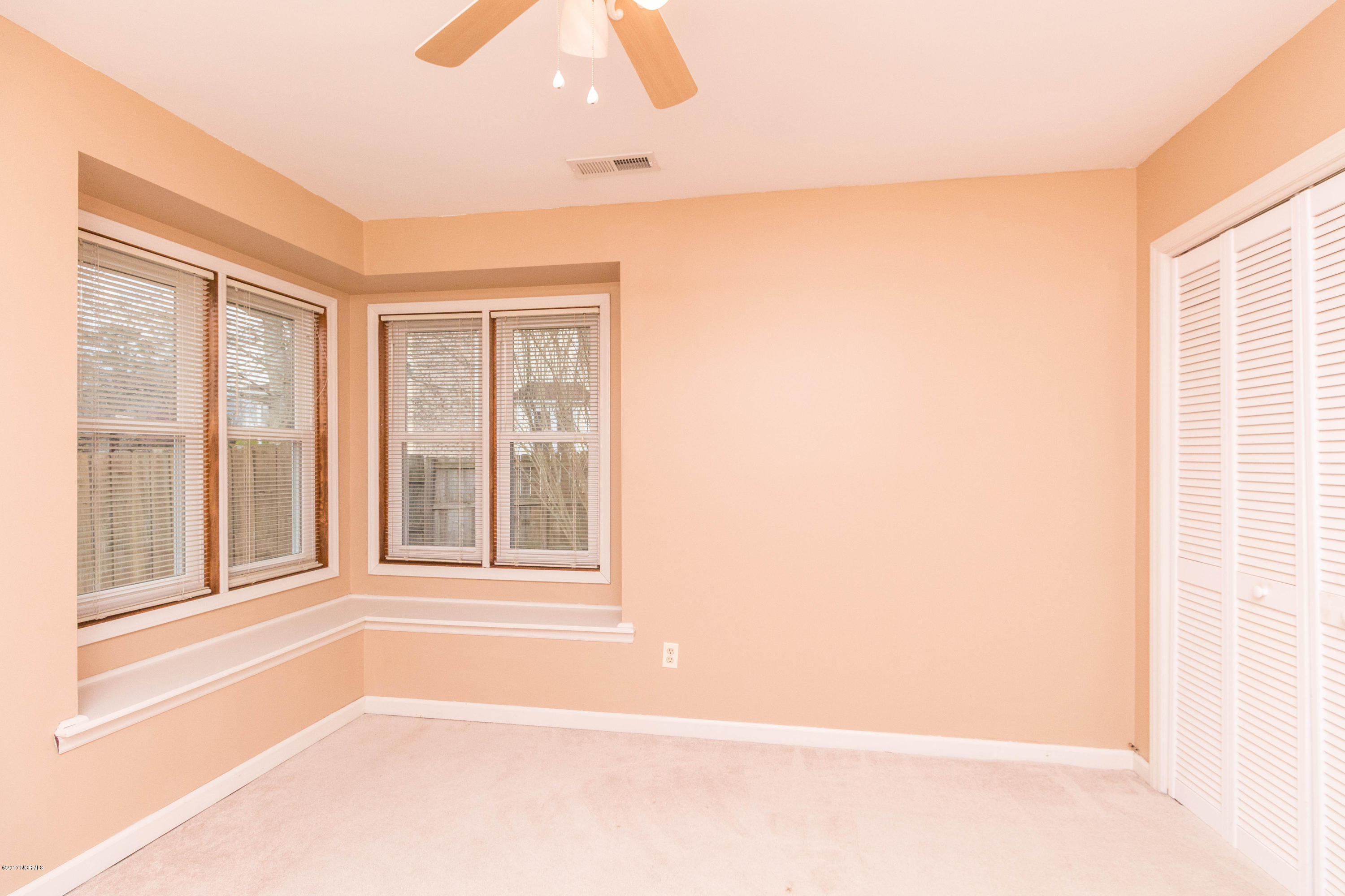 135 Raintree Circle Jacksonville, NC 28540 - Photo 23 of 30 IMG_9765