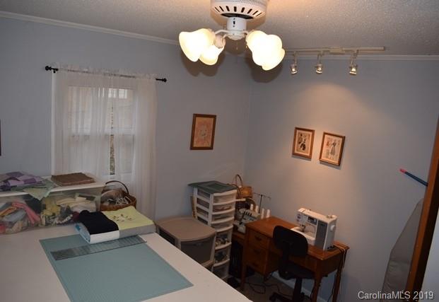 809 Park Road Dallas, NC 28034 - Photo 8 of 10 Gallery Image 8