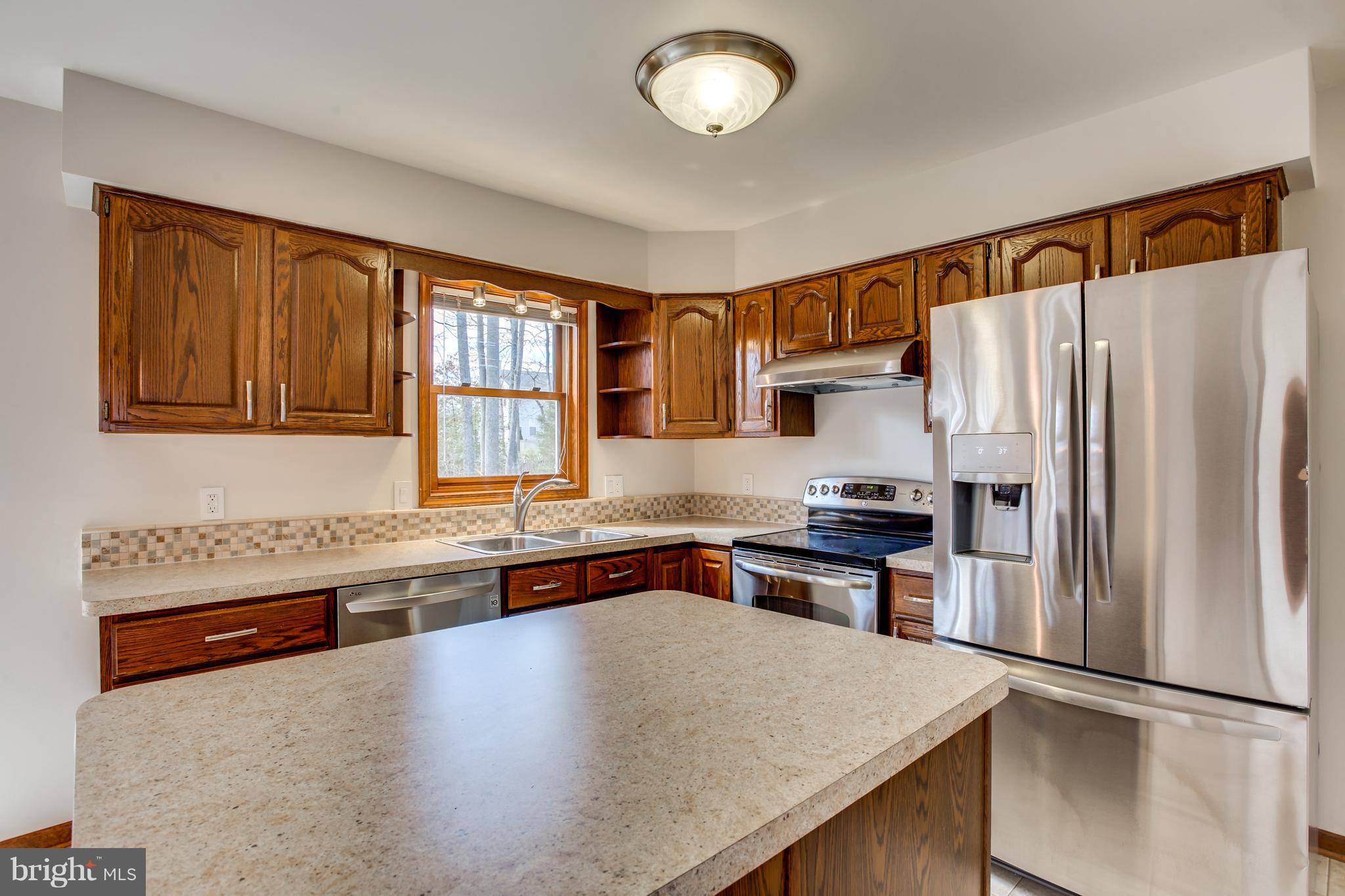 252 Choptank Road Stafford, VA 22556 - Photo 2 of 30 Kitchen