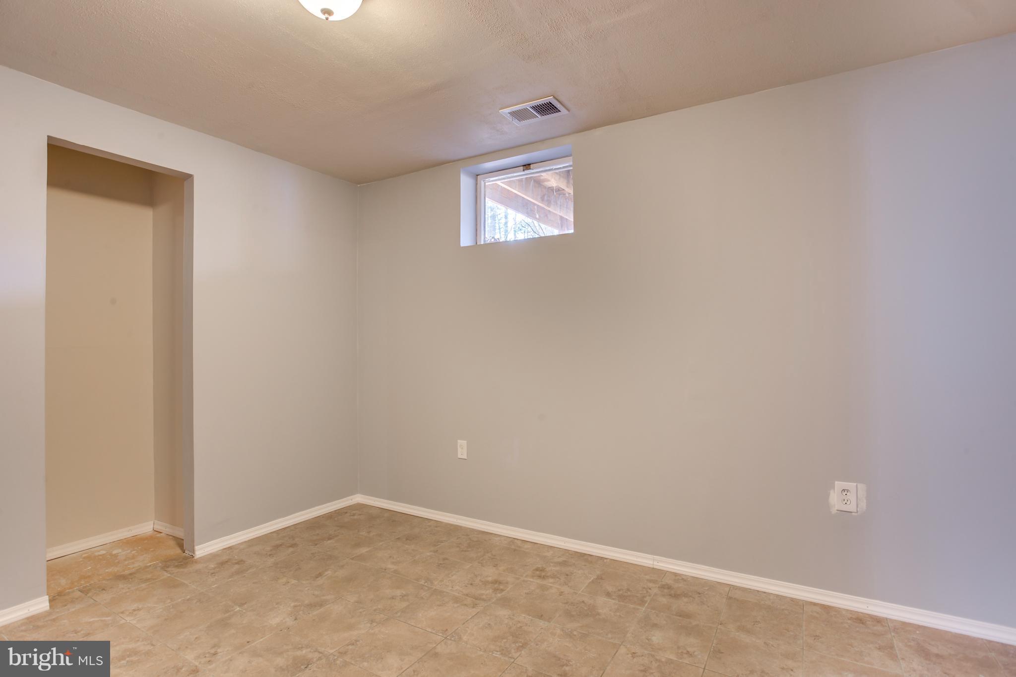 252 Choptank Road Stafford, VA 22556 - Photo 14 of 30 Office/Den/Library in the finished basement