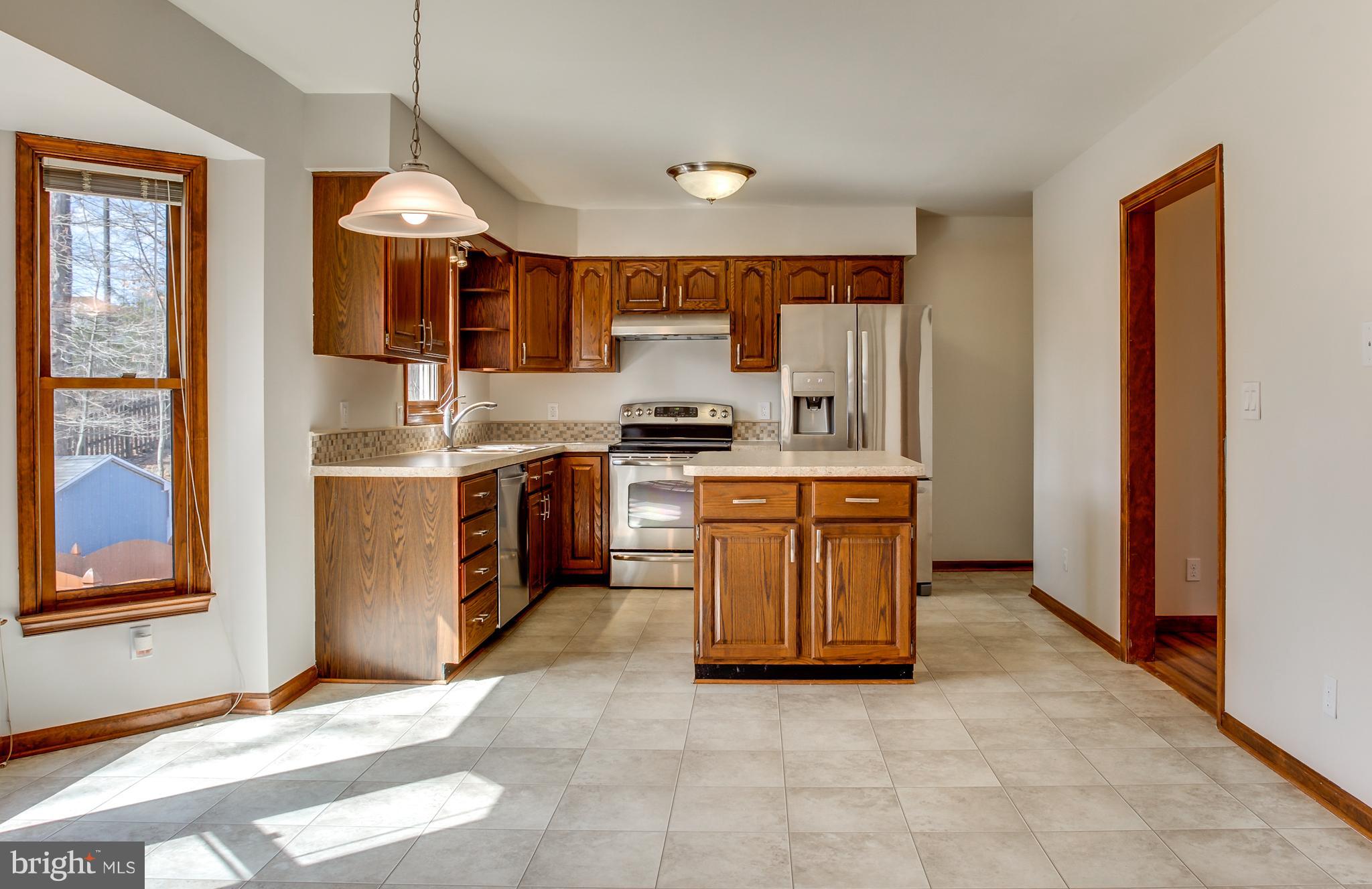 252 Choptank Road Stafford, VA 22556 - Photo 7 of 30 Kitchen