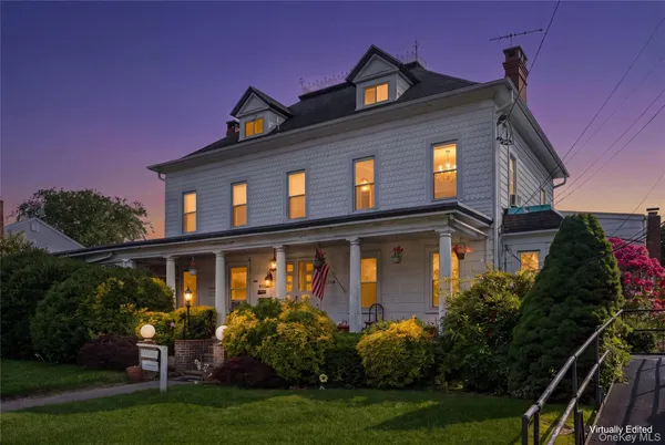 $1,199,000 | 1510 Grand Avenue, Baldwin, NY 11510