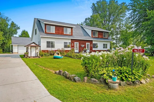 $384,900 | N6321 Cattau Beach Road, Shawano, WI 54166