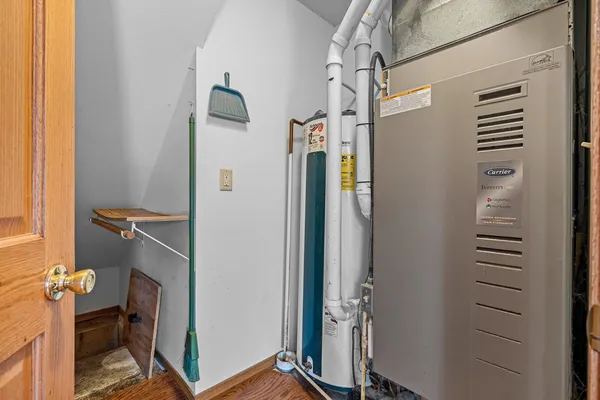 $384,900 | N6321 Cattau Beach Road, Shawano, WI 54166