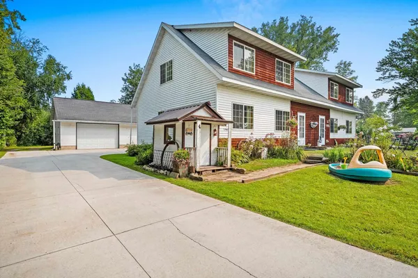 $384,900 | N6321 Cattau Beach Road, Shawano, WI 54166