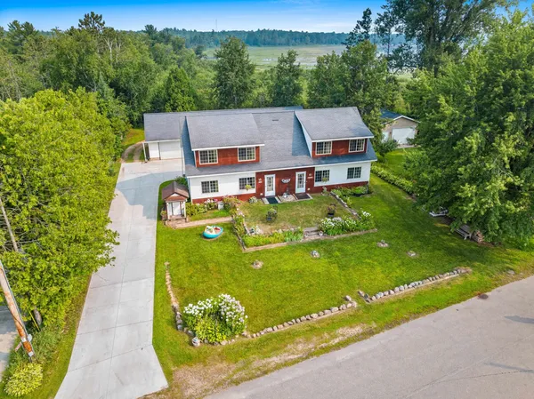 $384,900 | N6321 Cattau Beach Road, Shawano, WI 54166