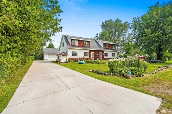 $384,900 | N6321 Cattau Beach Road, Shawano, WI 54166