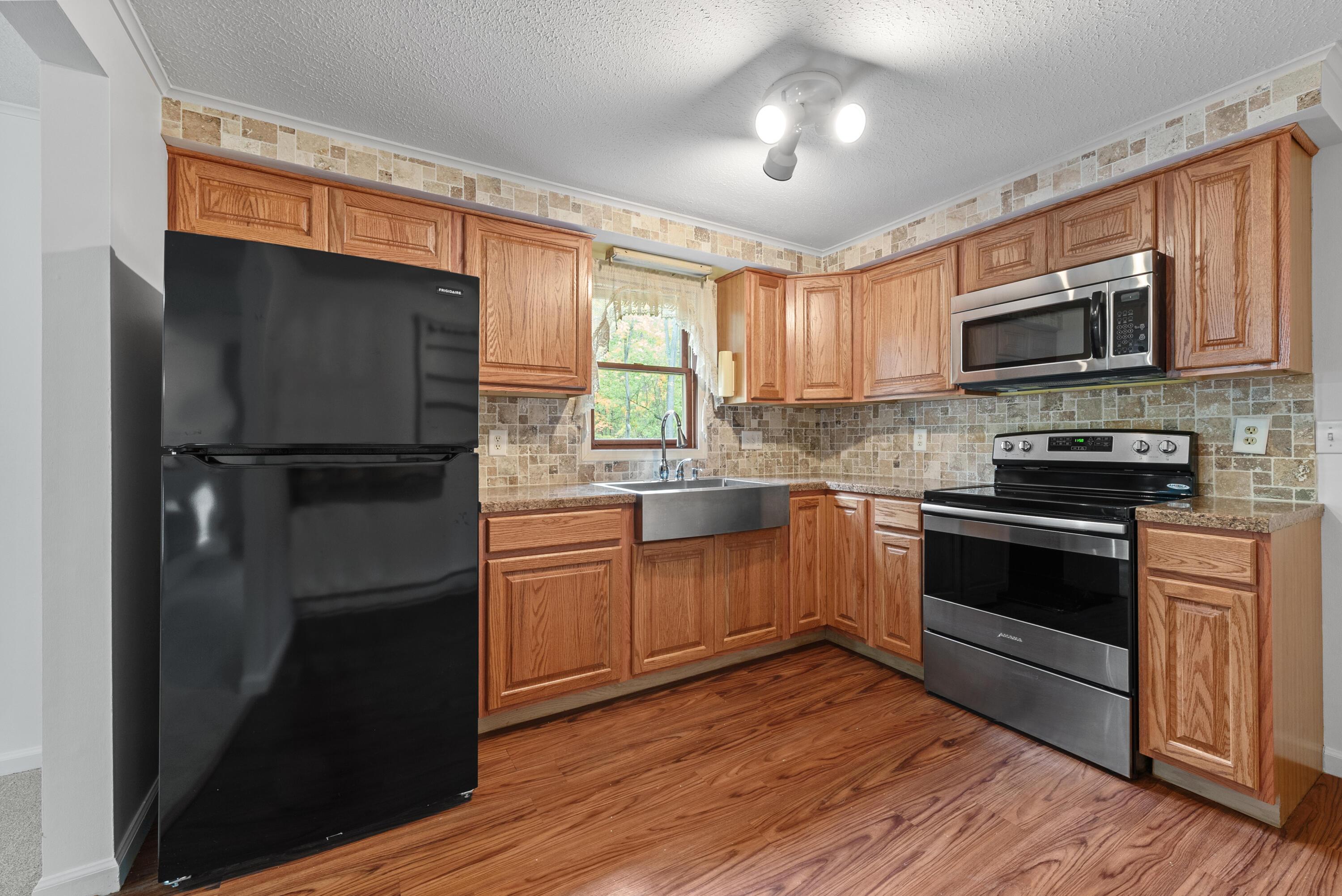 8106 Clouse Road New Albany, OH 43054 - Photo 10 of 47 Kitchen