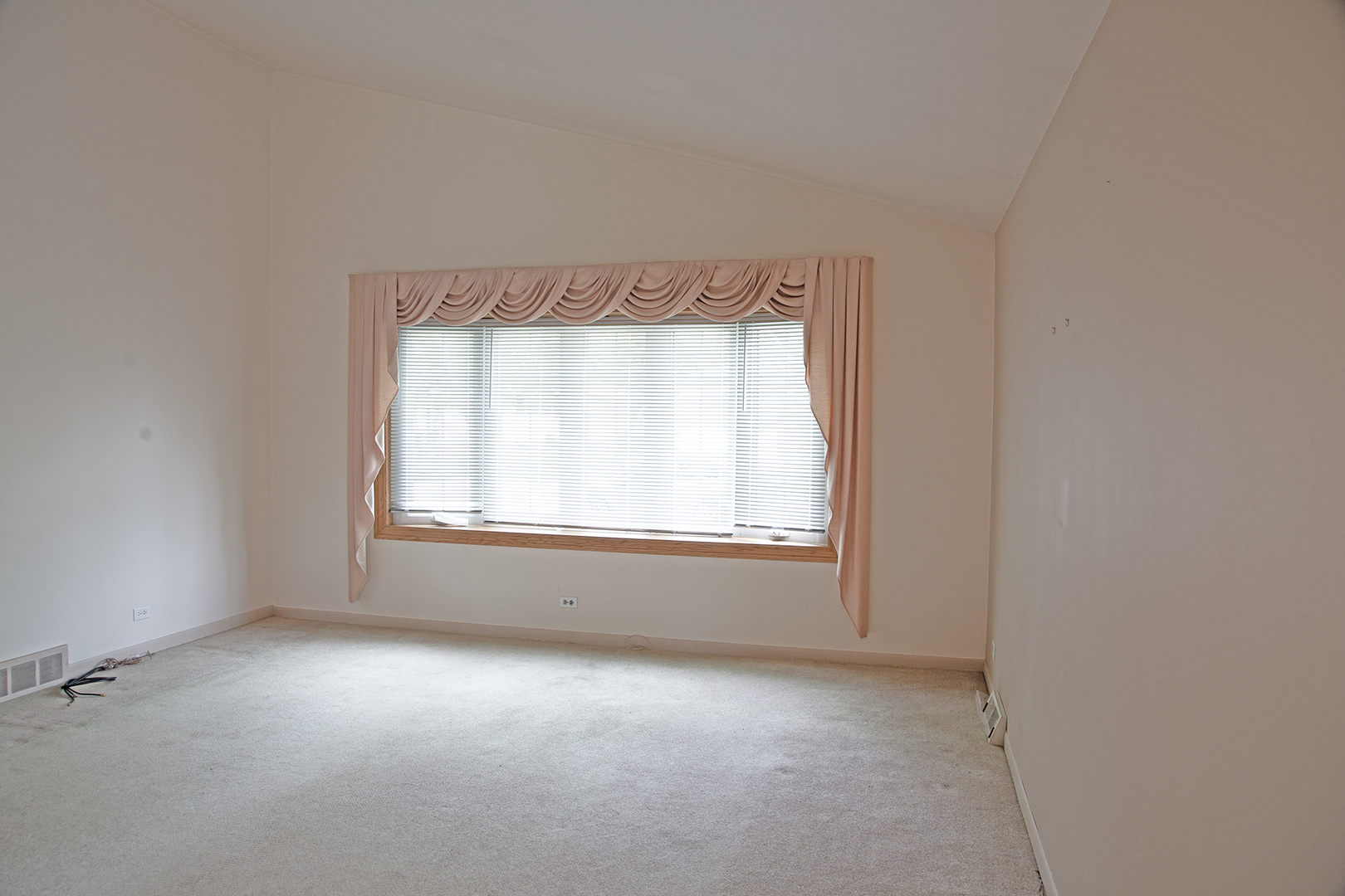 921 Iowa Avenue Addison, IL 60101 - Photo 11 of 30