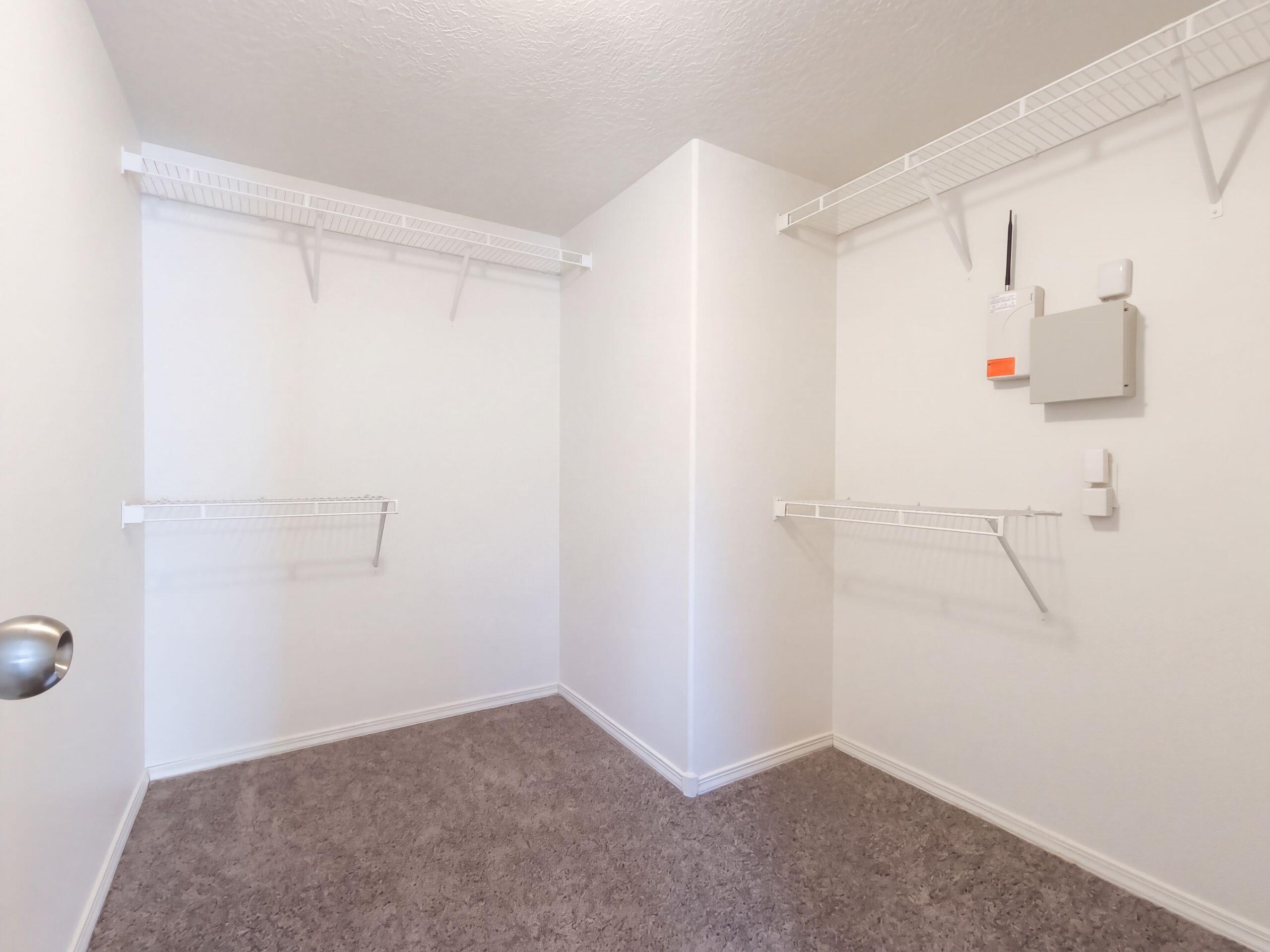 6608 Mountain Hawk Loop Northeast Rio Rancho, NM 87144 - Photo 14 of 45 Gallery Image 14