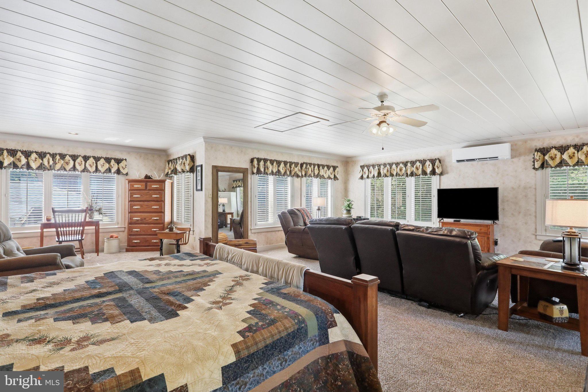 686 Bowman Road Chambersburg, PA 17202 - Photo 32 of 107 Primary Suite