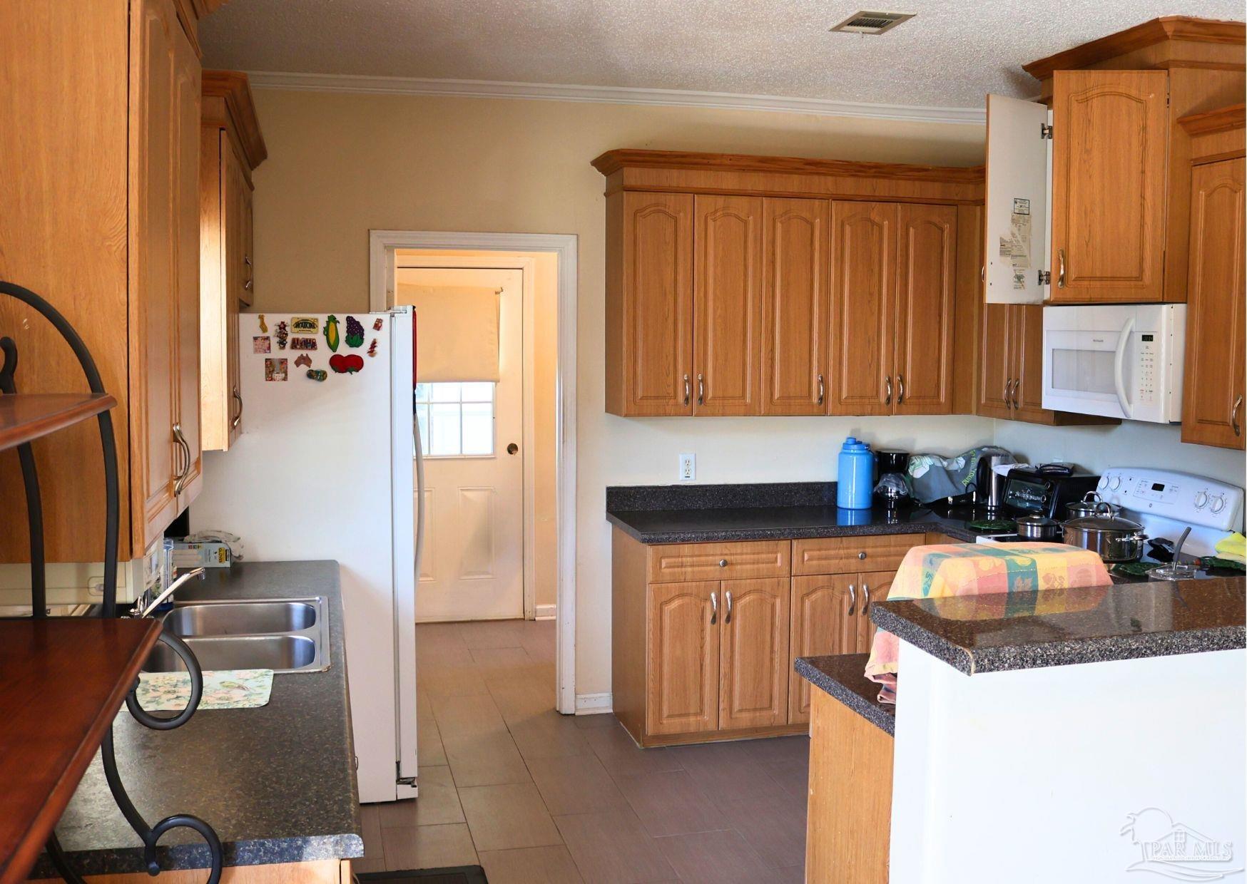 4995 Persimmon Hollow Road Milton, FL 32583 - Photo 6 of 22 Gallery Image 6