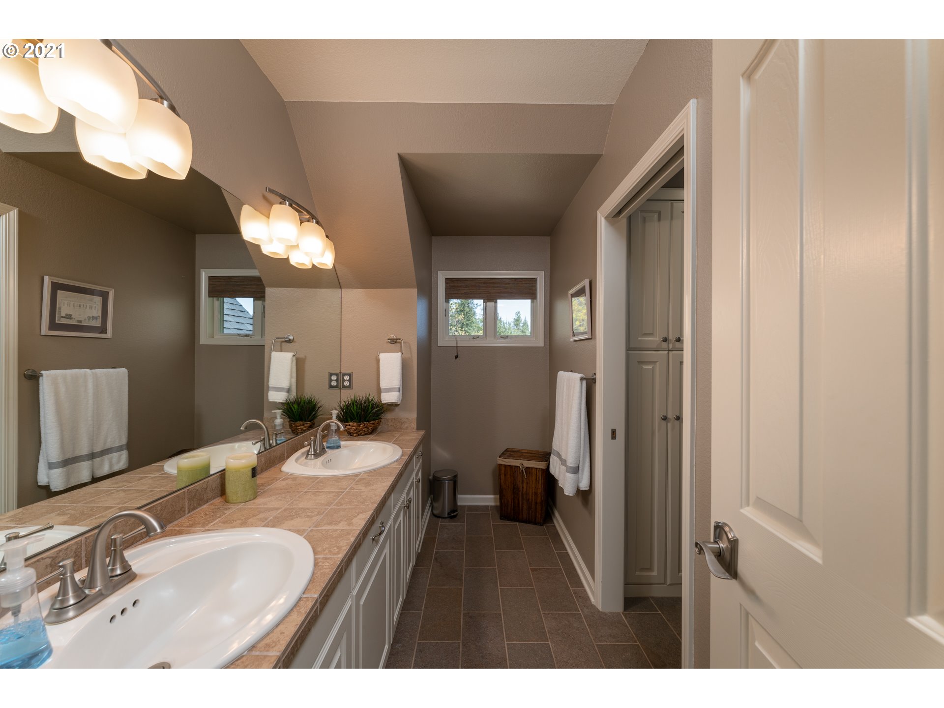 4325 Orchard Heights Road Northwest Salem, OR 97304 - Photo 15 of 32 Gallery Image 15