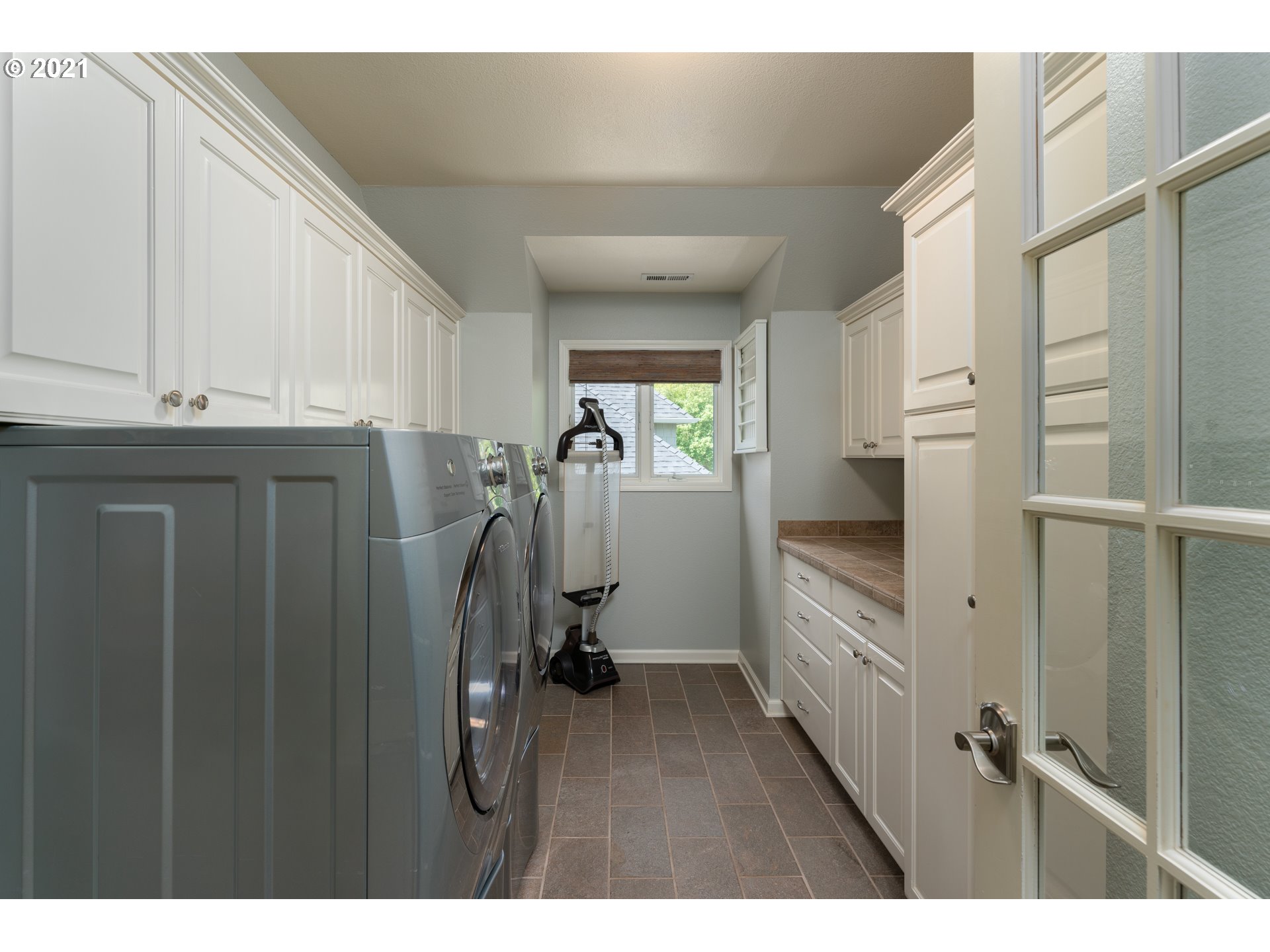 4325 Orchard Heights Road Northwest Salem, OR 97304 - Photo 16 of 32 Gallery Image 16