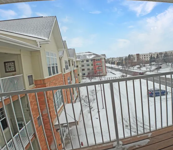 $230,000 | 5445 Boone Avenue North, Unit 317, New Hope, MN 55428