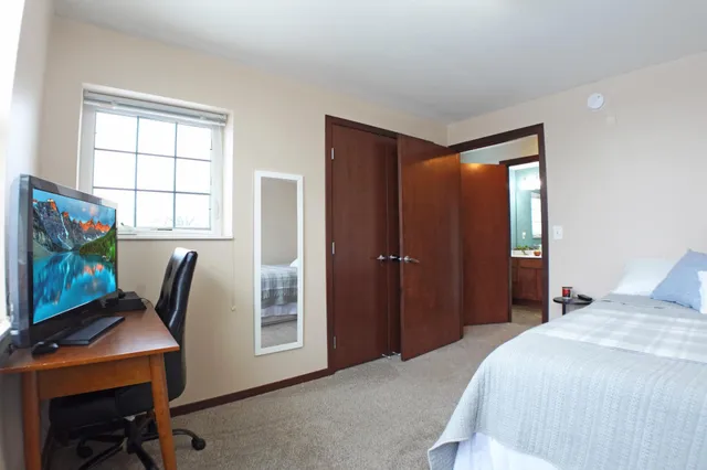 $230,000 | 5445 Boone Avenue North, Unit 317, New Hope, MN 55428