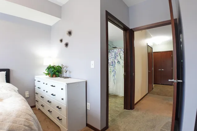 $230,000 | 5445 Boone Avenue North, Unit 317, New Hope, MN 55428