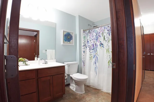 $230,000 | 5445 Boone Avenue North, Unit 317, New Hope, MN 55428