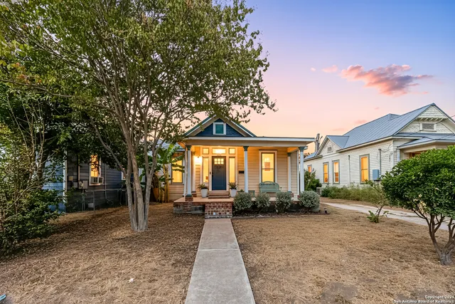 $387,000 | 135 Vitra Place, San Antonio, TX 78210