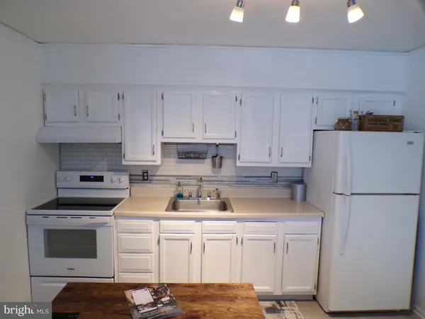 $129,900 | 610 West 11th Street, Unit A023, New Castle, DE 19720