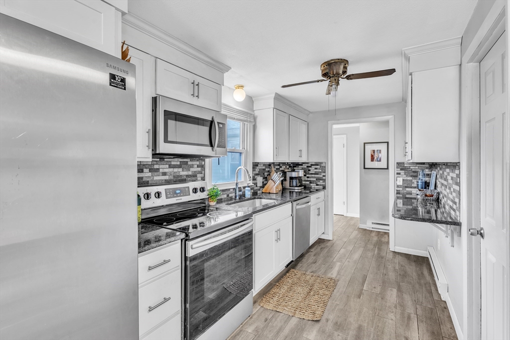 45 Gail Street Springfield, MA 01108 - Photo 13 of 29