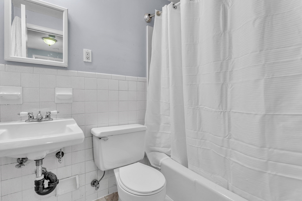 45 Gail Street Springfield, MA 01108 - Photo 21 of 29