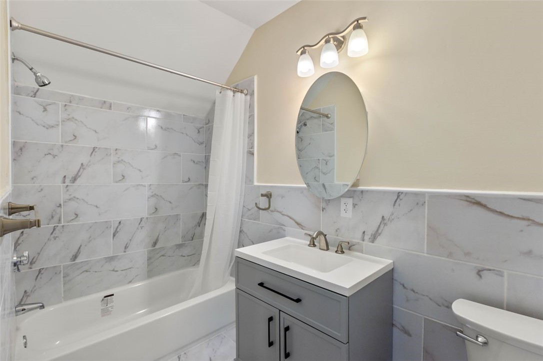 194 Harrison Street Pawtucket, RI 02860 - Photo 21 of 25 Gallery Image 21