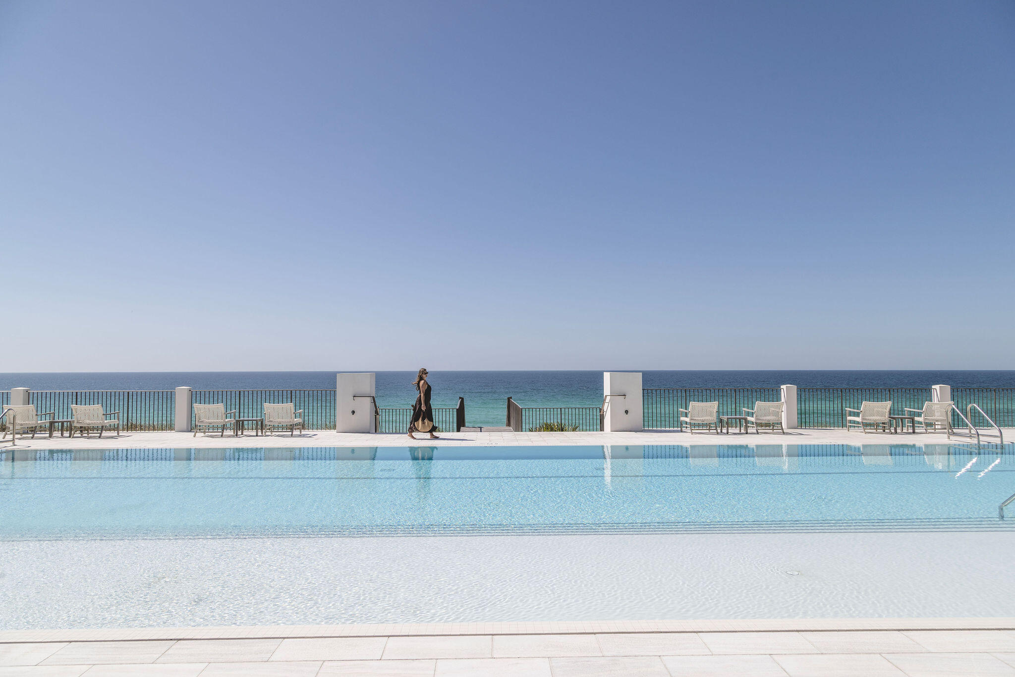 37 East St Lucia Lane Santa Rosa Beach, FL 32459 - Photo 4 of 18 Image #4 | Beachfront resort-style pool