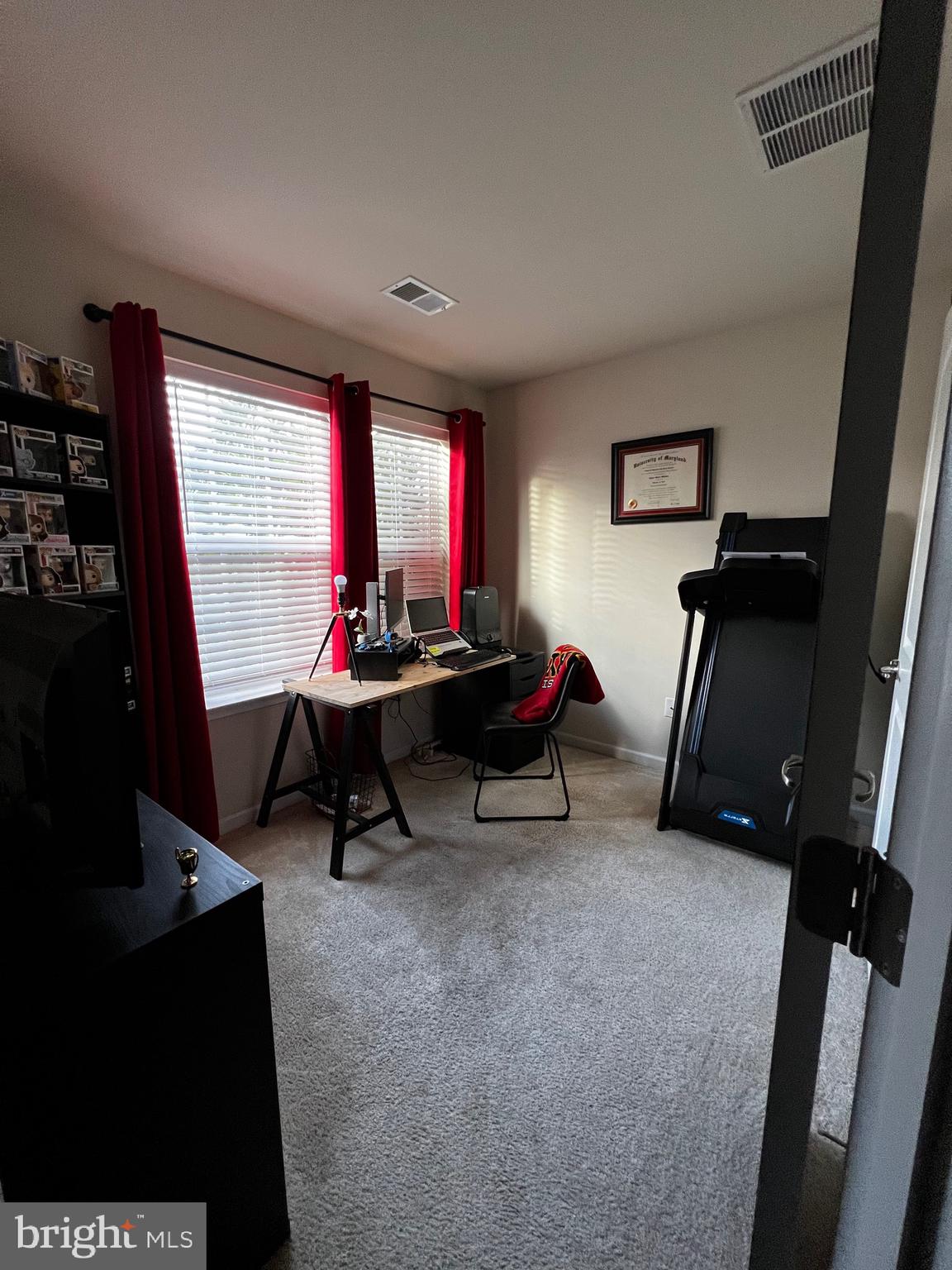 4366 Old Frederick Road Baltimore, MD 21229 - Photo 5 of 29 main level bedroom3/Office