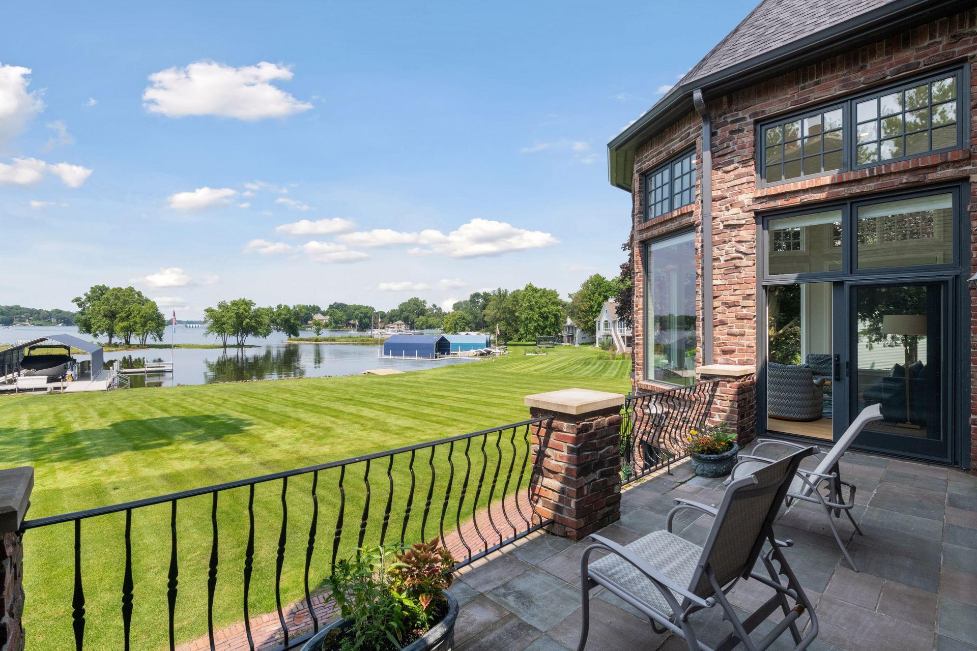 27640 Island View Road Shorewood, MN 55331 - Photo 5 of 80
