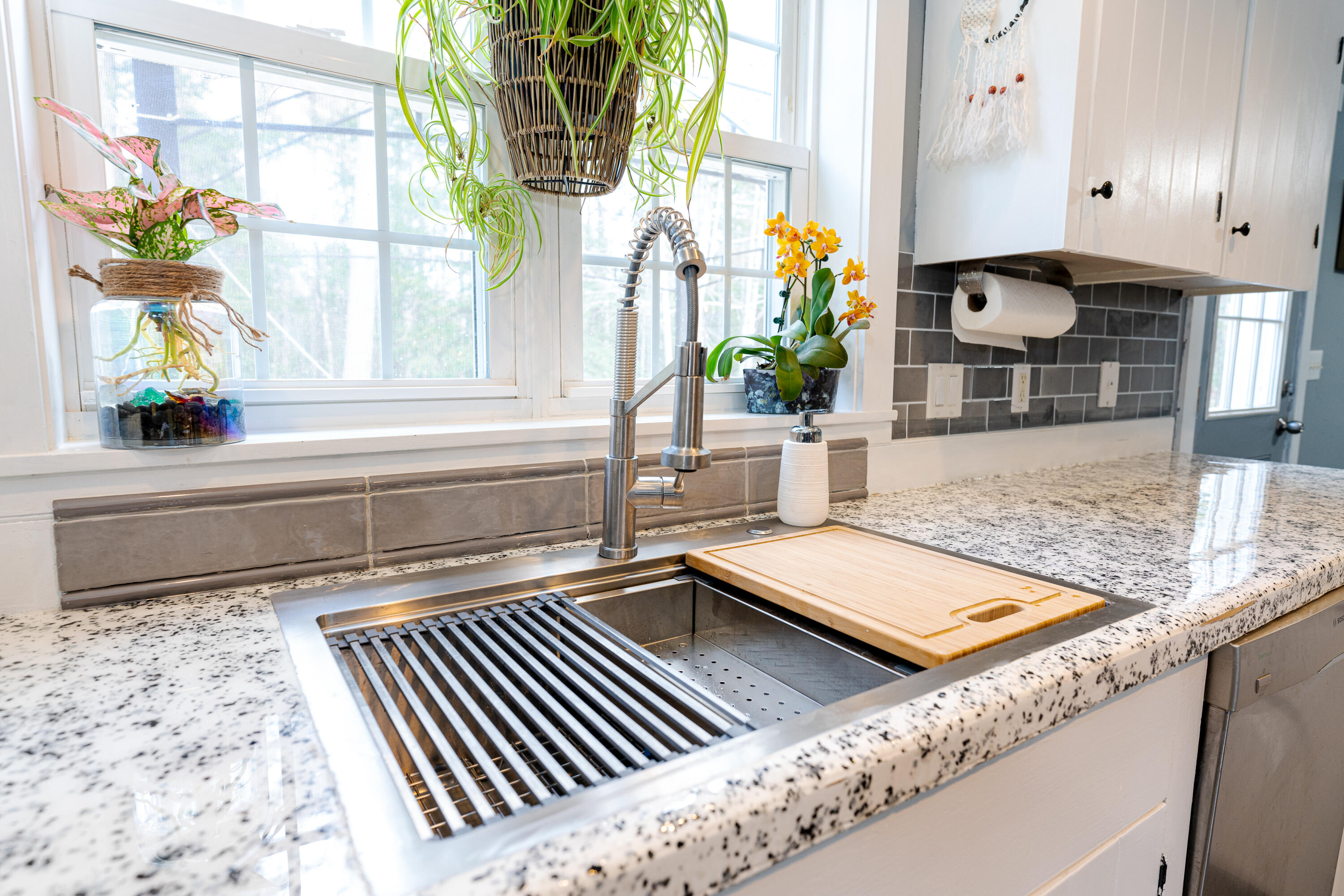 562 River Road Buxton, ME 04093 - Photo 10 of 43 Kitchen sink