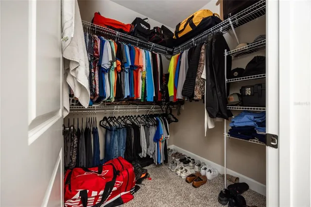 $1,950 | 24328 Southwest 17th Lane, Newberry, FL 32669