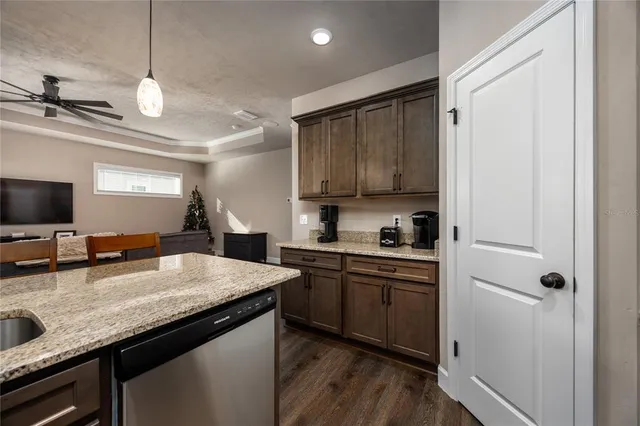 $1,950 | 24328 Southwest 17th Lane, Newberry, FL 32669