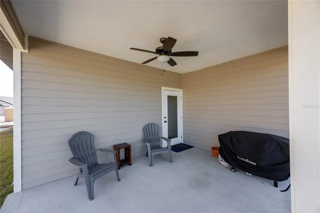 $1,950 | 24328 Southwest 17th Lane, Newberry, FL 32669