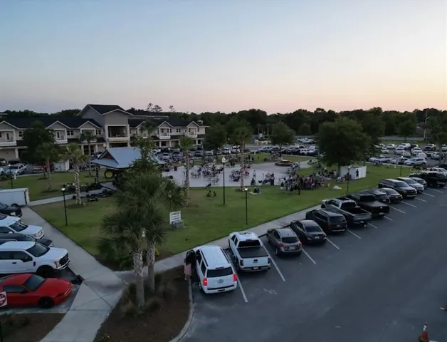 $1,950 | 24328 Southwest 17th Lane, Newberry, FL 32669